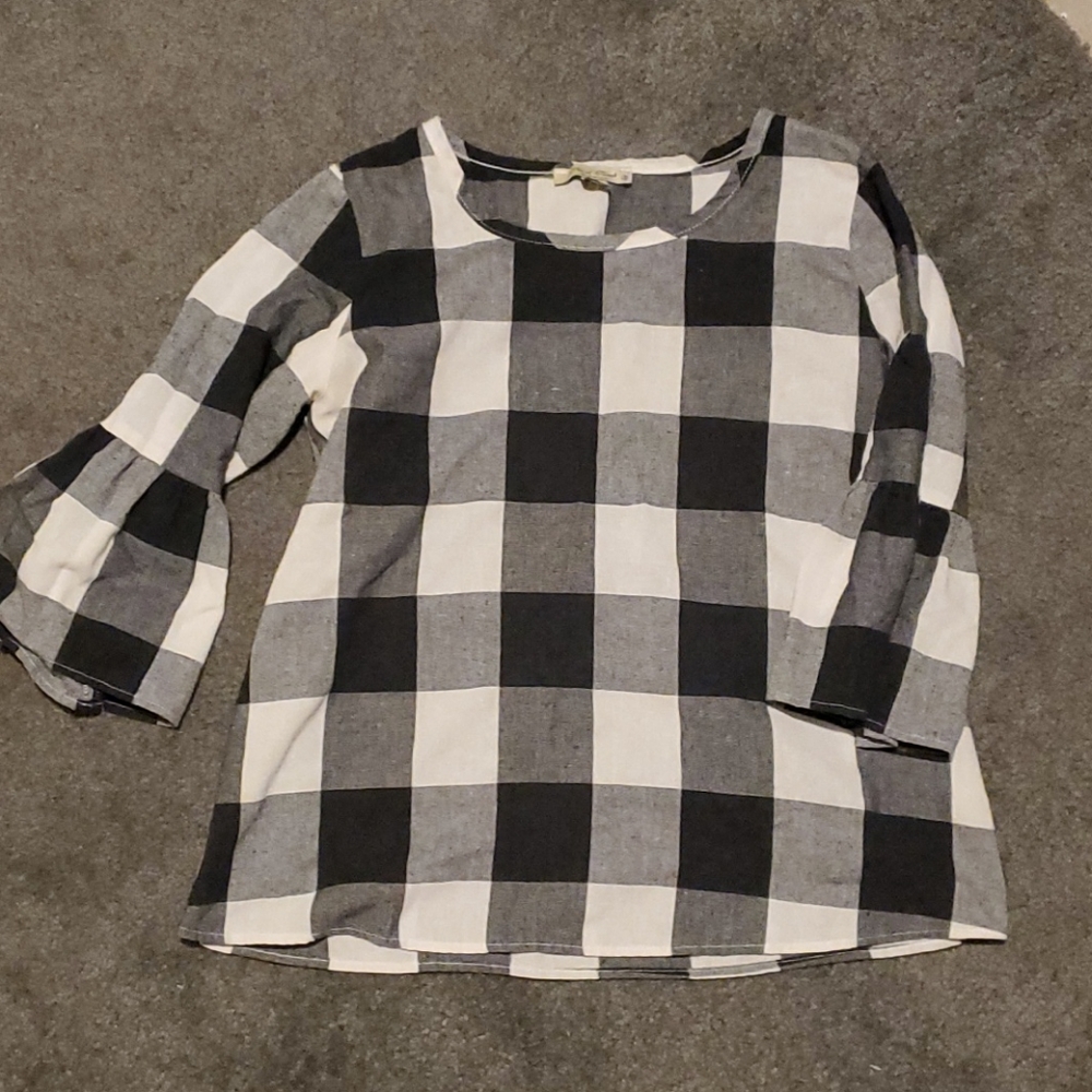 Black white and grey checkered shirt